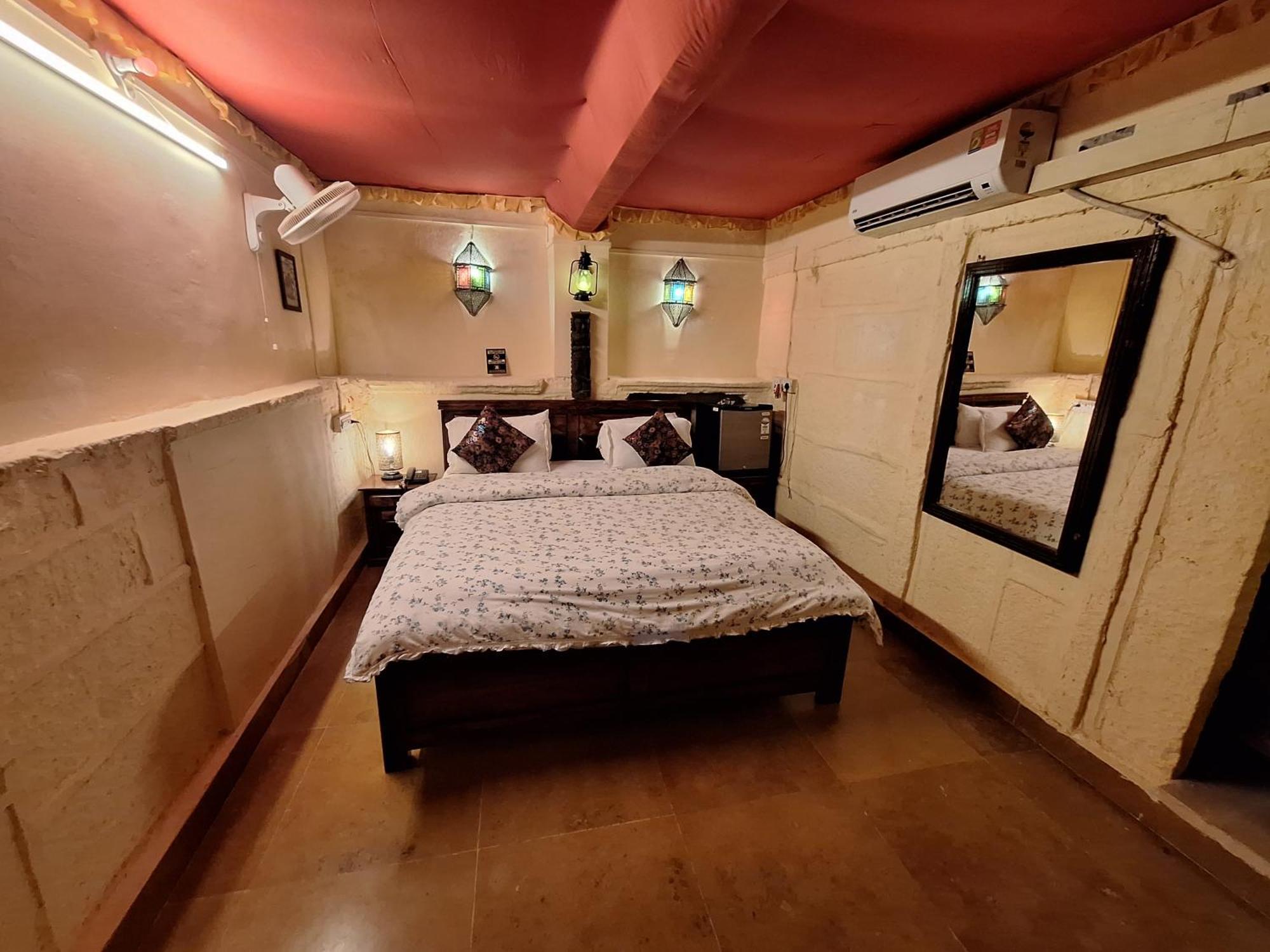 Desert Haveli Guest House Jaisalmer Zimmer foto
